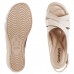 Sandália Comfortflex Anabela Fivela Feminina Bege / Bege