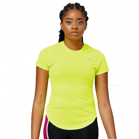 Camiseta New Balance Manga Curta Accelerate Feminina Amarelo