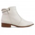 Bota Via Uno Cano Curto Salto Baixo Feminina Off White / Marrom